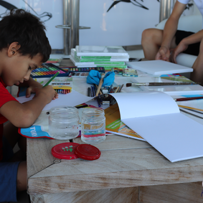 enfants activité peinture